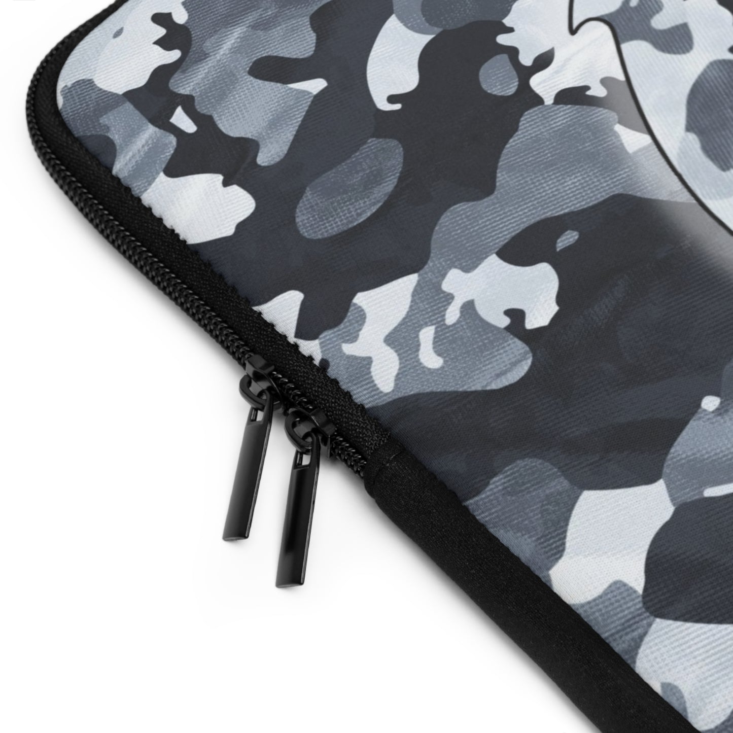 Stylish Camo Laptop Sleeve - Trendy Protective Case for Tech Lovers