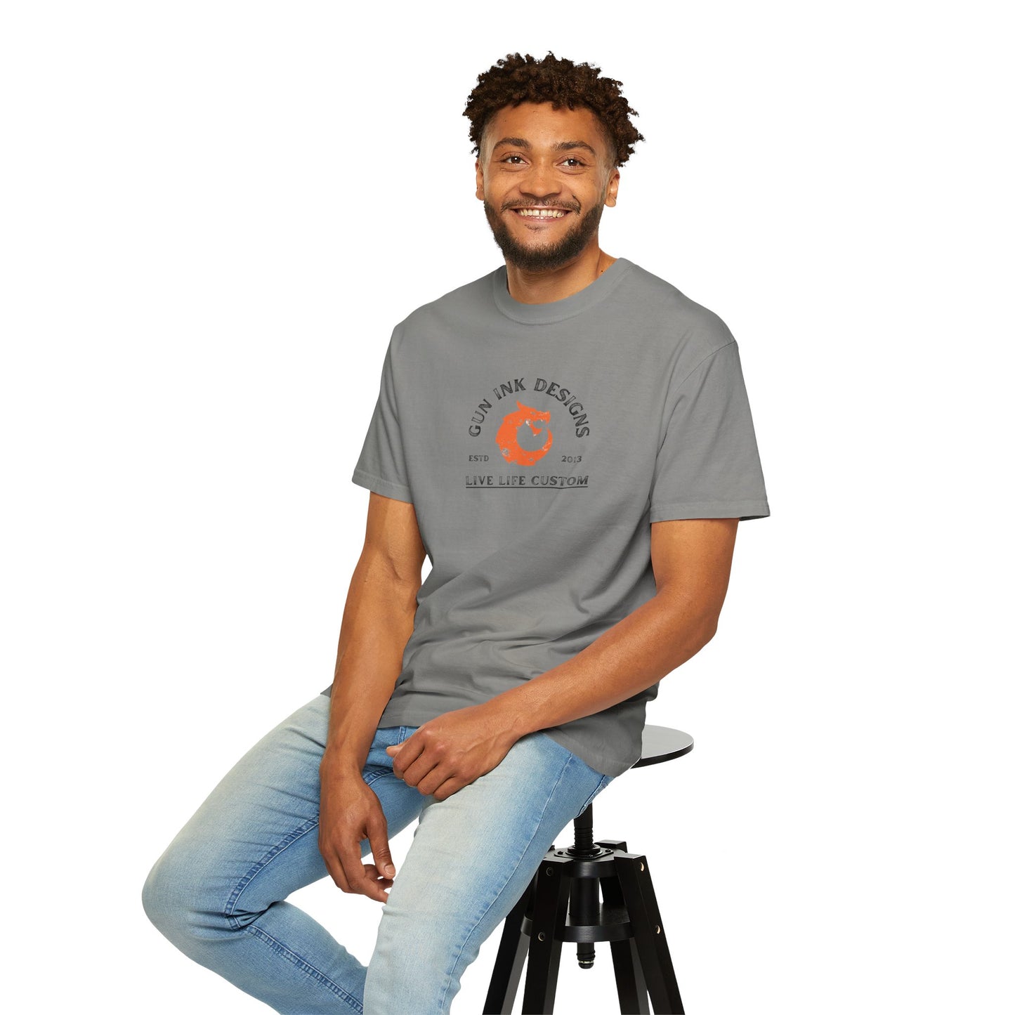 Garment-Dyed T-shirt - Classic Style Front
