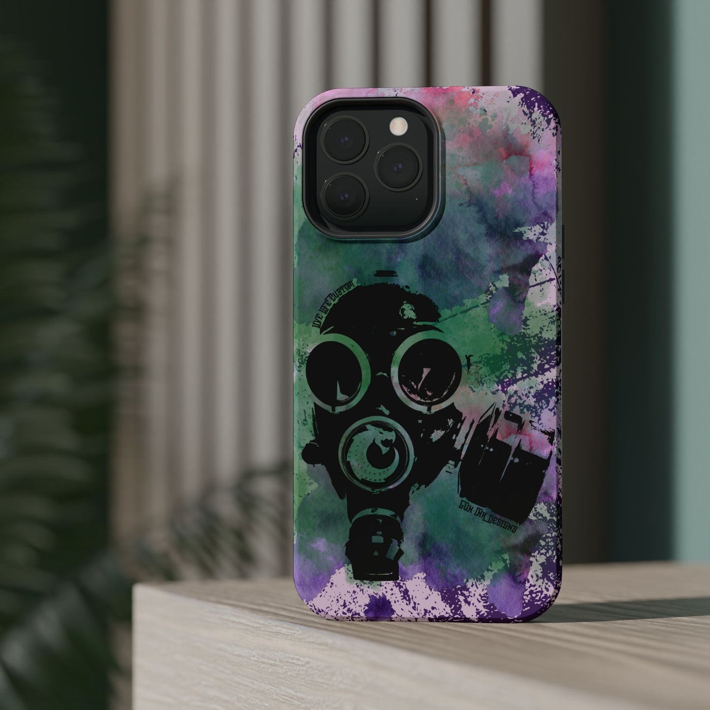 Magnetic Tough Cases - Gas Mask