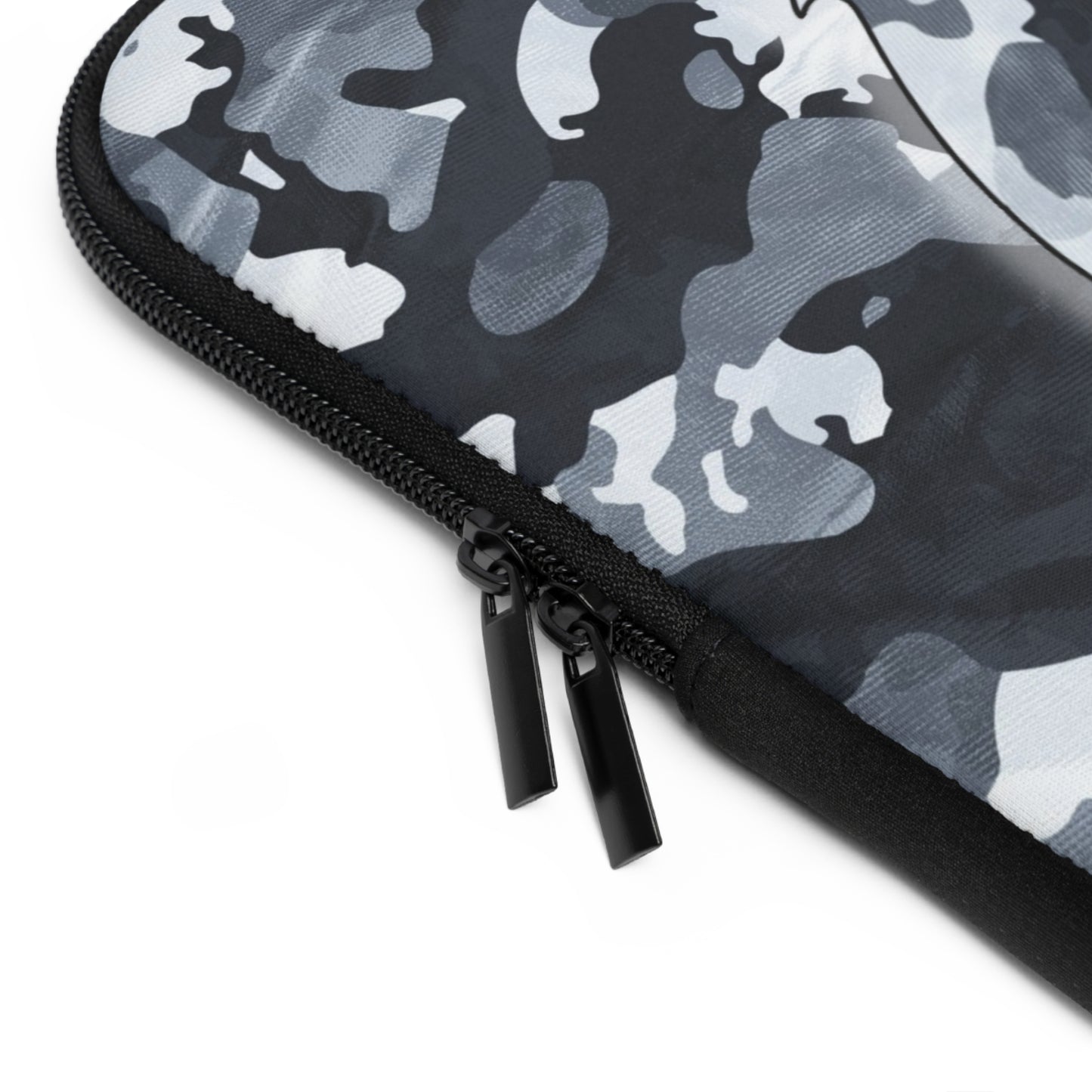 Stylish Camo Laptop Sleeve - Trendy Protective Case for Tech Lovers